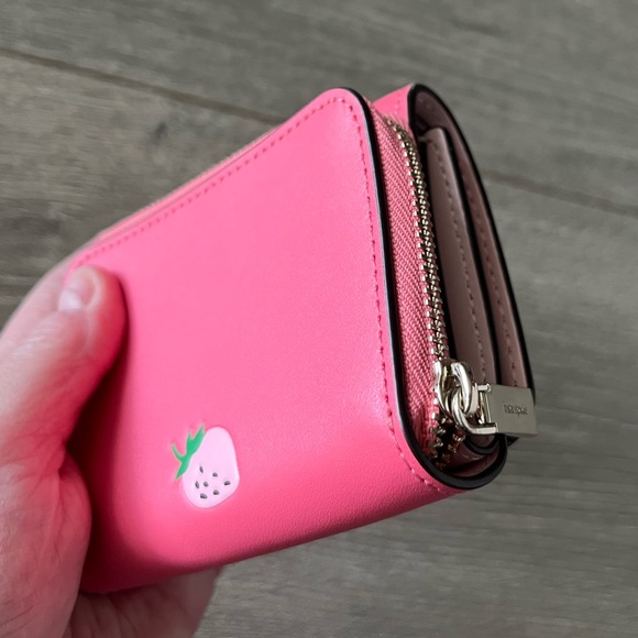 NWOT 🍓🦄Kate Spade Pink Strawberry Card Holder and Wallet Bundle - Picture 5 of 16